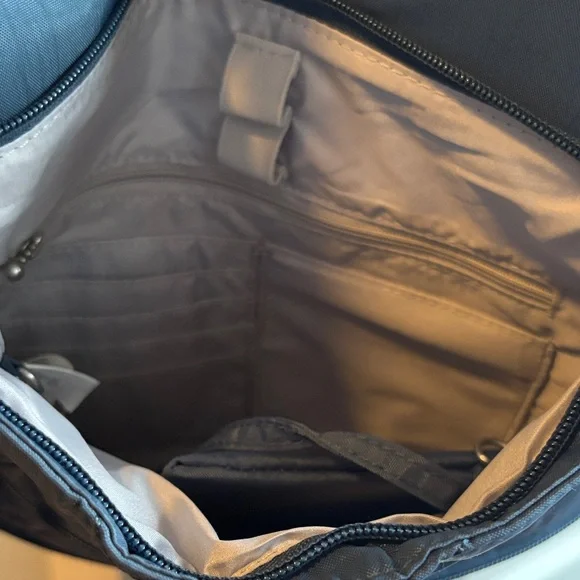 Teal Quilted Shoulder Bag - Picture 6 of 7